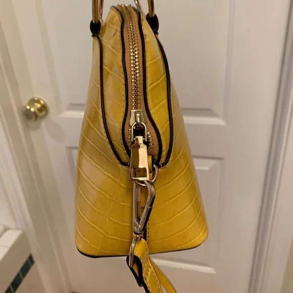 NWOT Ring-handled, Crossbody Small Dome Satchel - Picture 3 of 13